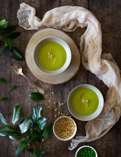 Erbsensuppe mit Würstchen — wie bei Oma